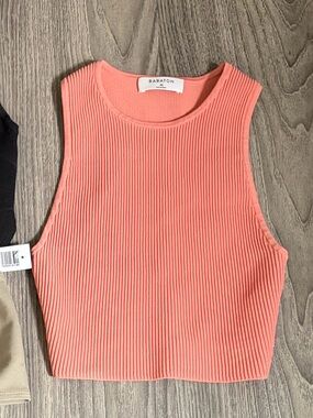 Babaton Coral Rib-Knit Cropped Tank